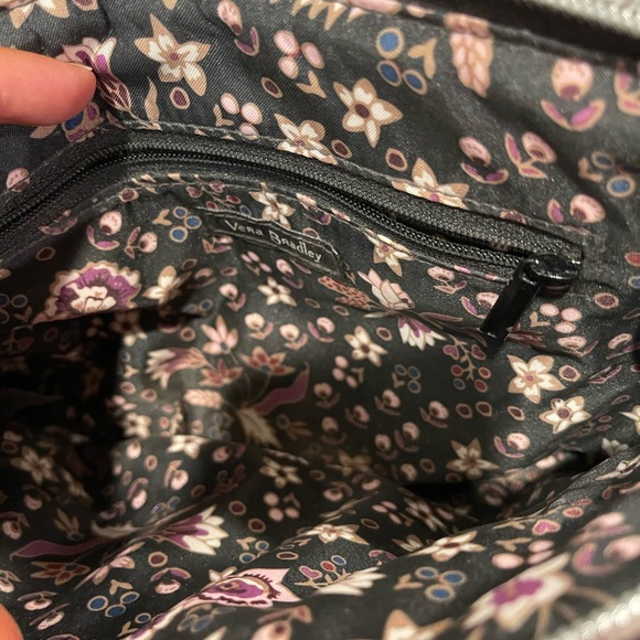 Vera Bradley, crossbody, Garden Dream retired pattern - Picture 2 of 5
